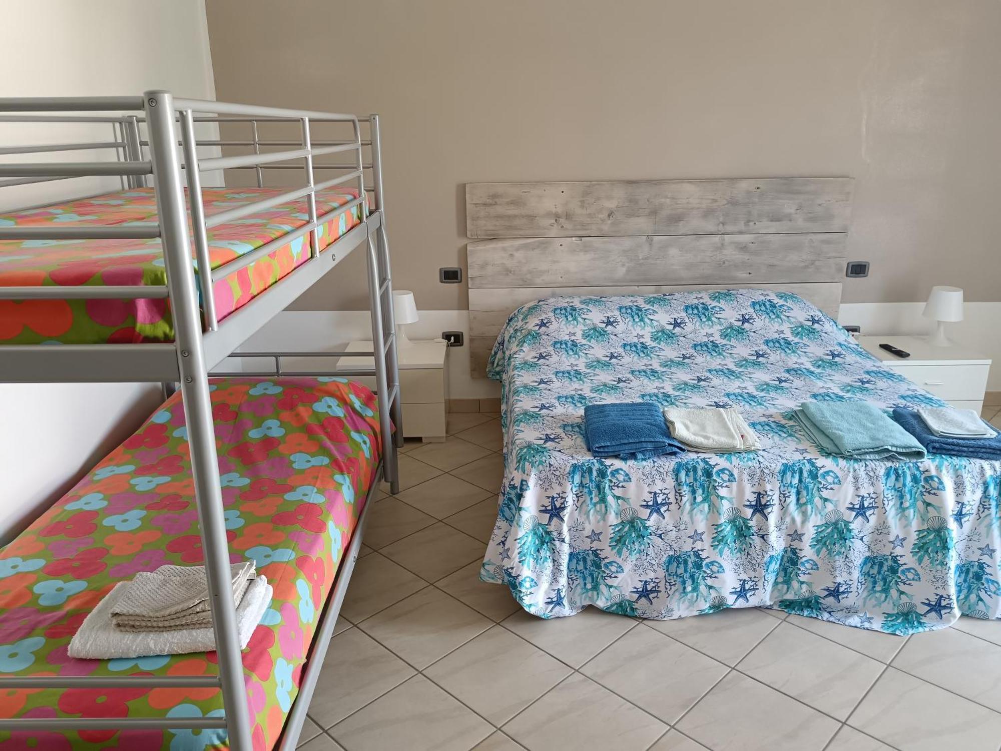 Ferienwohnung A Casa Di Berna E Tere Venturina Terme Exterior foto